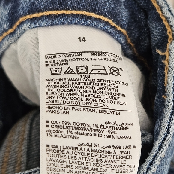 NWT Old Navy Womens High Rise Curvy OG Straight Jeans Size 14 Distressed - Picture 3 of 4